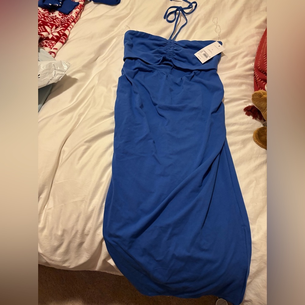 NWT Fitted blue maternity dress with cutout size M